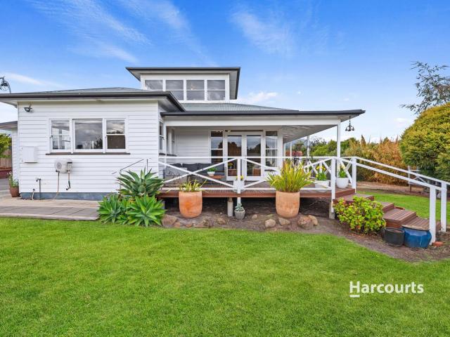 21 Crescent Street, PENGUIN, TAS 7316