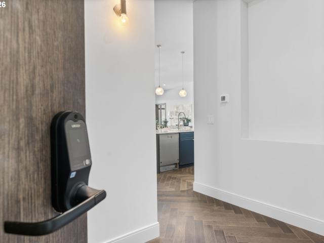 21 d ave # 3