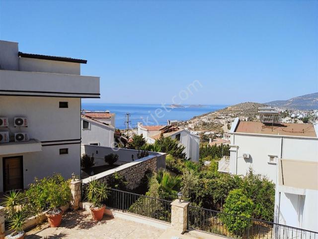 2+1 Deniz Manzaralı Bakımlı Daire