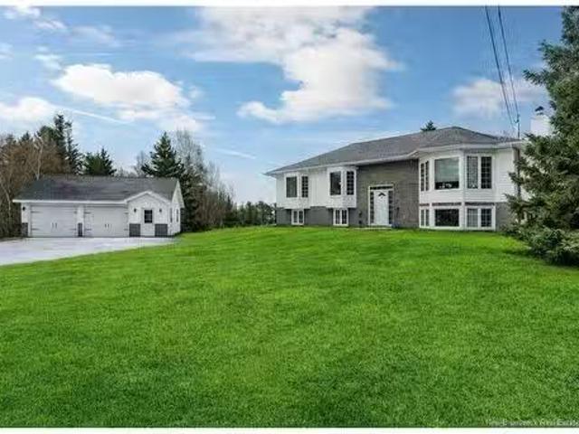 21 Des Perdrix Crt, Barachois, NB, E4P 7H6 Luxury House for.