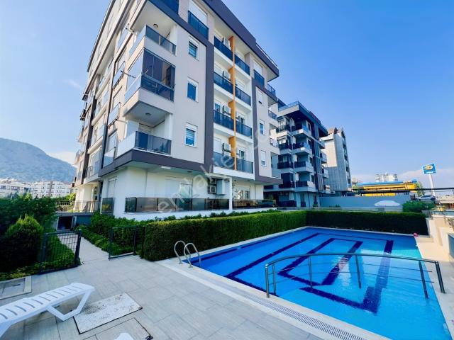 2+1 Doğalgazlı Havuzlu Kiralık Boş Daire