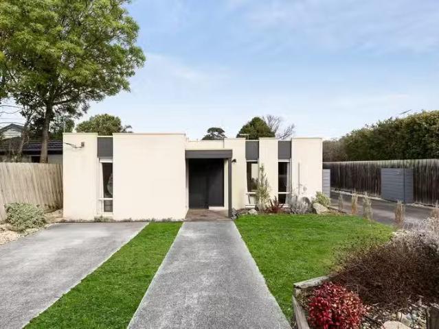 21 Douglas Street, HASTINGS, VIC 3915 House for Rent