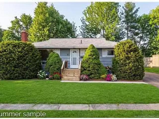 21 Downsview Ave, Moncton, NB, E1A 4C4 house for sale Listi.