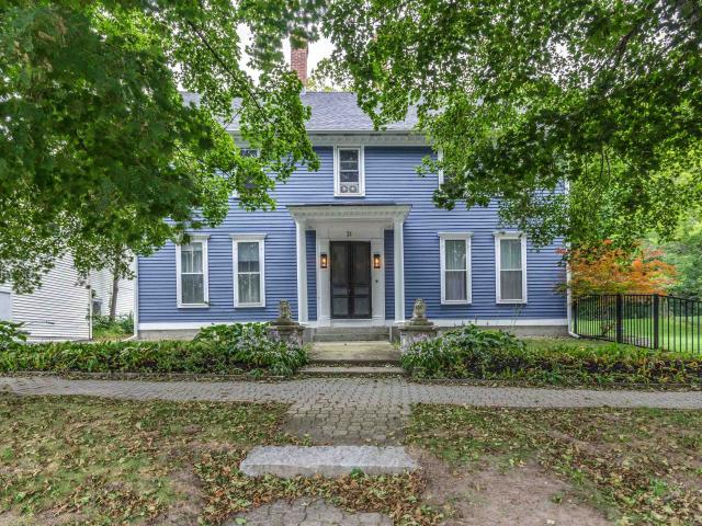21 E Main Street