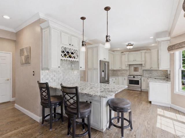 21 E Moriches Riverhead Road