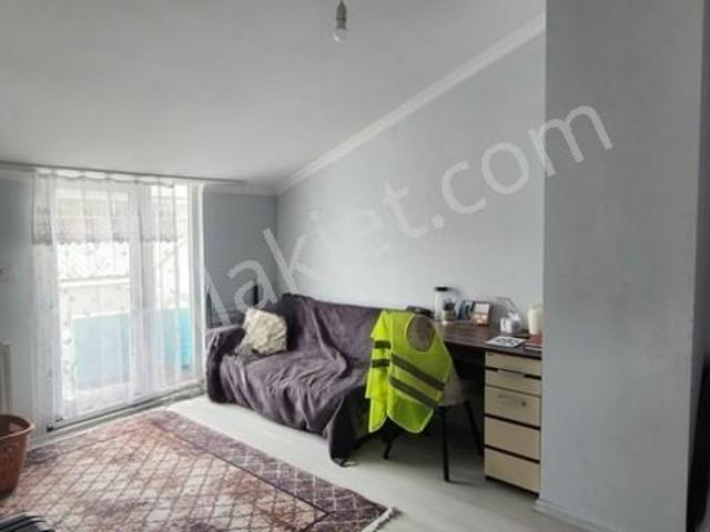 2+1 Eşyalı Geniş Teraslı Asansörlü Ayrı Mutfaklı Kiralık 50m2