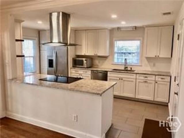 21 E 61st Street