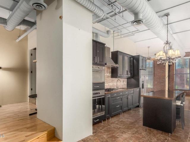 21 E 6TH Street # 410