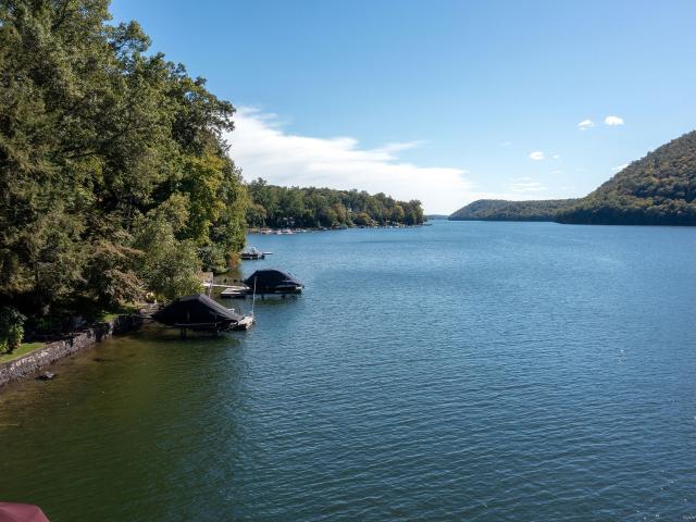 21 Echo Drive, New Milford, US, CT