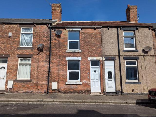 21 Eleventh Street, Blackhall TS27 2 bed terraced house to rent £475 pcm £110 pw