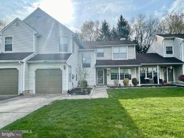 21 Evergreen Dr, East Windsor, NJ 08520 | MLS #NJME2077
