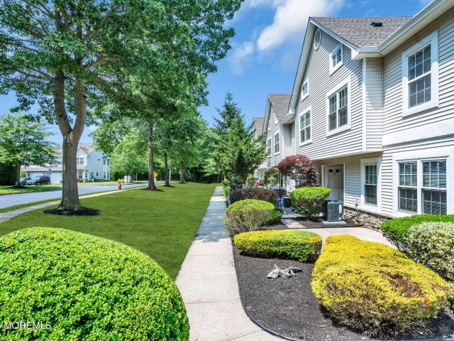 21 Forrest Court
