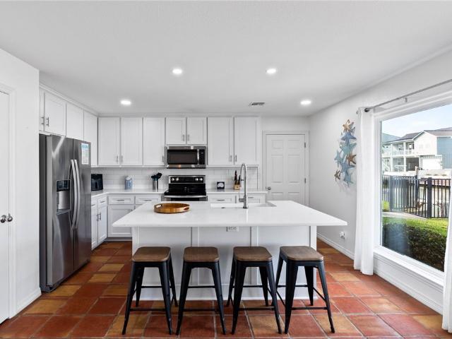 21 Flamingo Road
