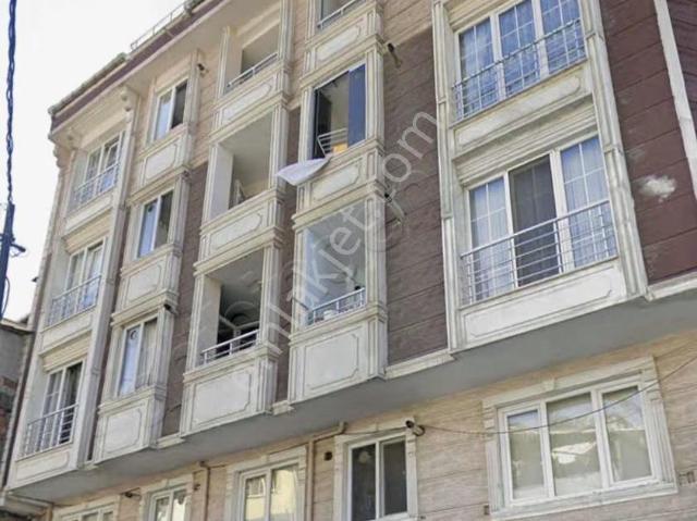 2+1 Full Eşyalı Balkonlu Ara Kat Merkezi Konum İkamet Uygun !