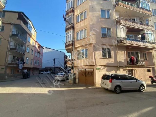 2+1 Gemlik Merkezde Sosyal Yaşam Merkezi Yanında