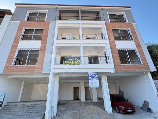 2+1 GENİŞ KULLANIŞLI KAPALI OTOPARKLI SATILIK DAİRE