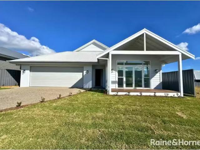 21 Gipsy Moth Street, BADAGARANG House for rent Listed by Aly.