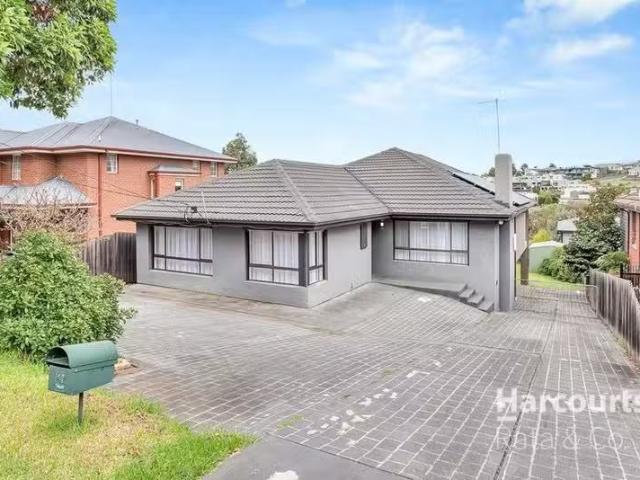 21 Grosvenor Street, Niddrie, VIC 3042 House for Rent