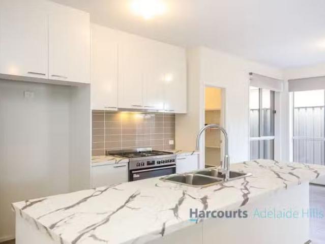 21 Greenwich Court, MOUNT BARKER, SA 5251 House for Rent