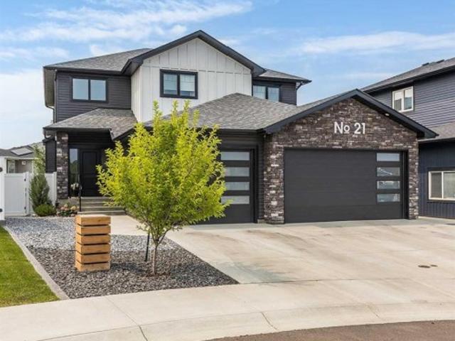 21 Hamptons Gate Se, Medicine Hat, AB, T1B 0N7 house for sale | Listing ID A2338 | Royal LePage