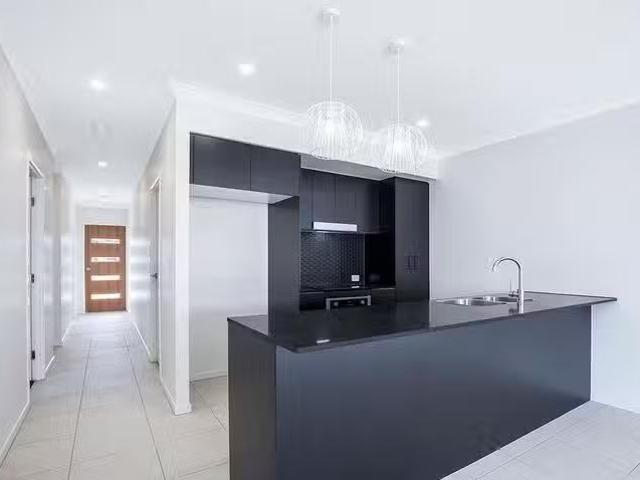21 Hales Street, Burpengary East, QLD 4505
