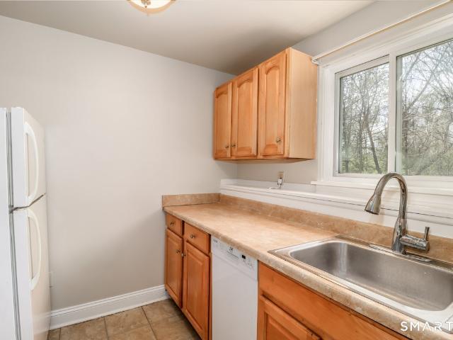21 Harry Brook Village, Unit 21, New Milford, CT 06776 | MLS #24170