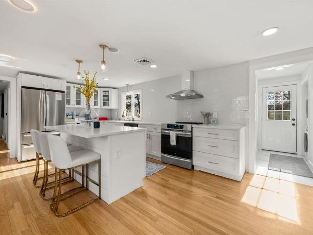 21 Hazelmoor Rd, Yarmouth, US, MA
