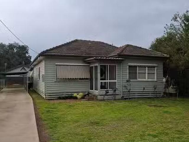 21 Hill Street, Tocumwal, NSW 2714