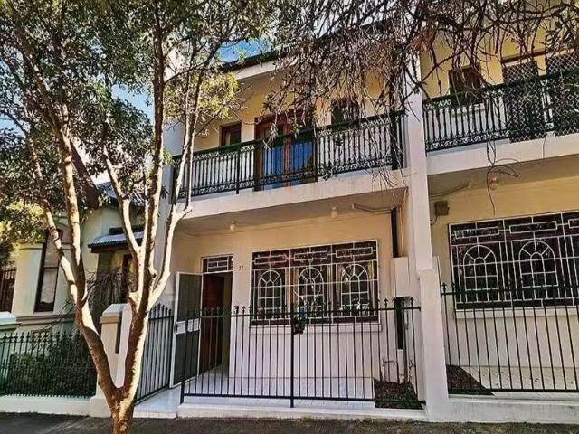 21 Holmwood Street, Newtown House for rent Listed by Harris P.