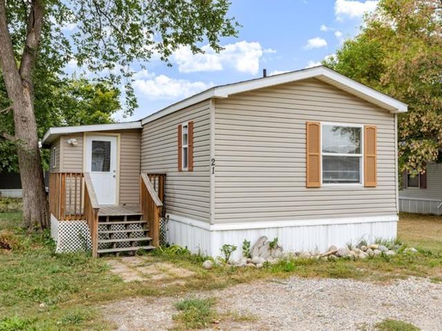 21 Horseshoe Bnd, Horace, ND 58047