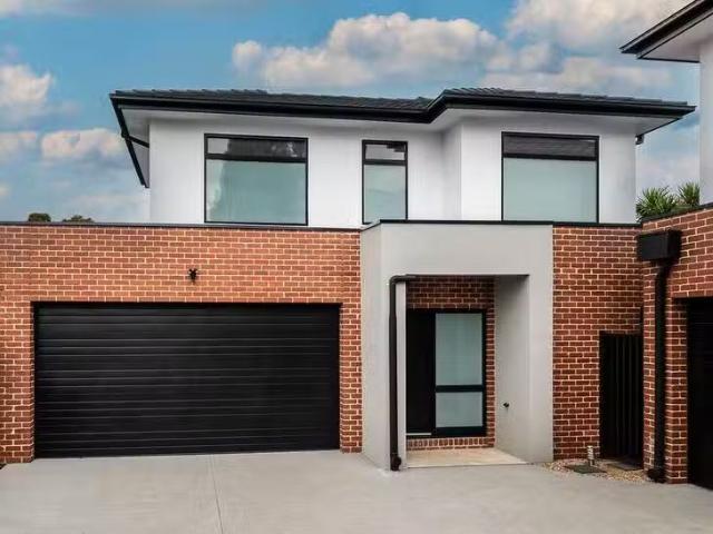 2/1 Hudson Street, Fawkner, VIC 3060