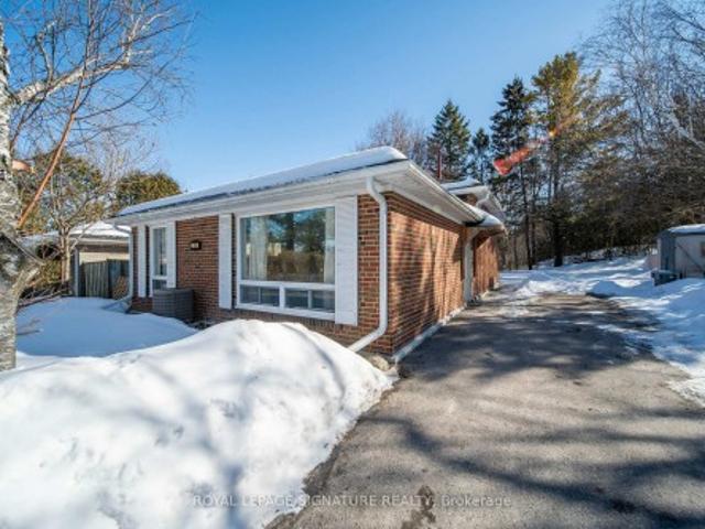 21 Huron Court, Aurora, ON, L4G 2X7 house for sale | Listing ID N12879 | Royal LePage