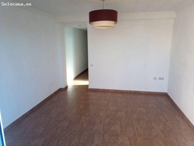 21 Inmobiliarias alquila este estupendo ático en la entrada de Xirivella