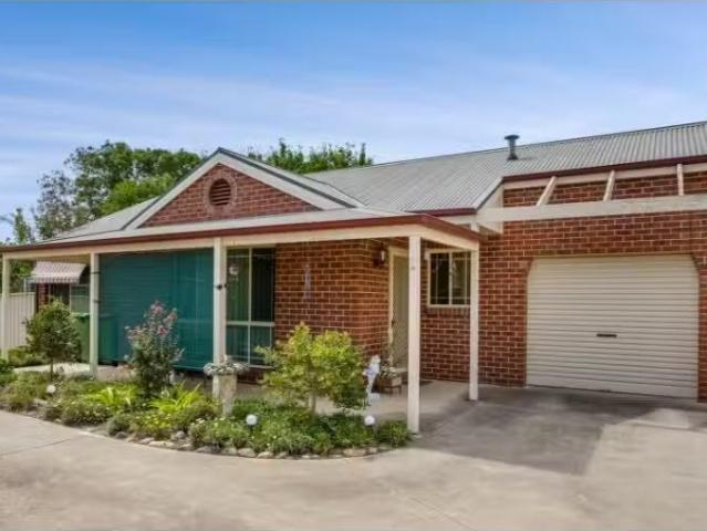 2/1 Johnson Court, Howlong Apartment for rent Listed by Meaga.