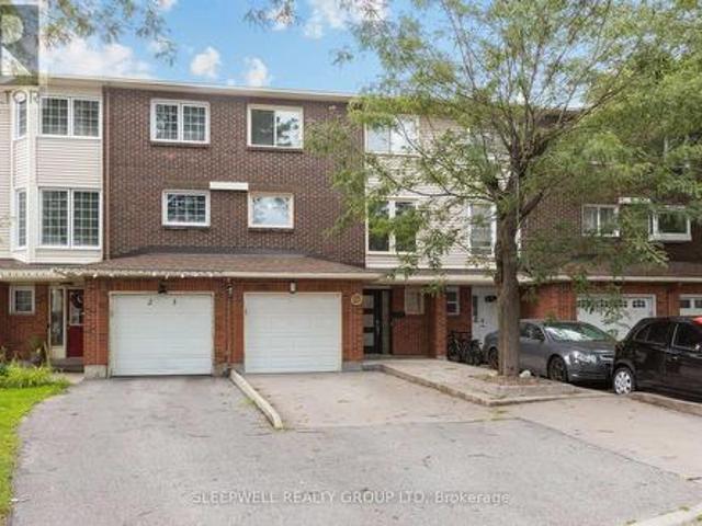 21 Kedgewick Court, Ottawa, ON, K2G 4M9 house for lease | Listing ID X13680 | Royal LePage