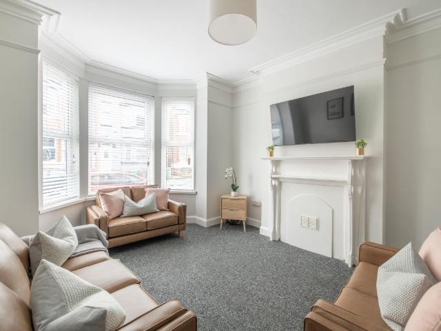21 Kimbolton Avenue, Nottingham NG7, 6 bed property to rent, £754 pppm | PrimeLocation