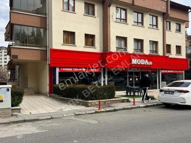 2+1 Kiralık Geniş Daire Ulaşımı Çok İyi Konumda