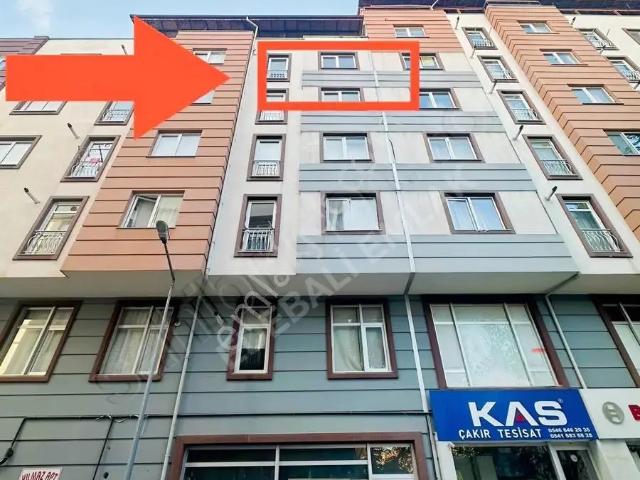 2+1 Kiralık Vakıfbank Arkası Çarşı Merkezde Daire