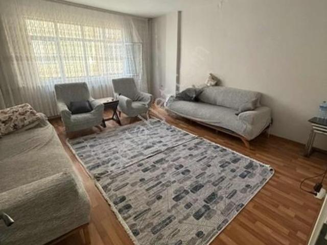 2+1 Kirazlı Metroya Yakın 100 M2 Çift Balkonlu Masrafsız Daire