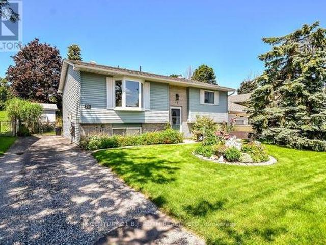 21 Korlea Crescent, Orillia, ON, L3V 7K3 house for sale | Listing ID S13681 | Royal LePage