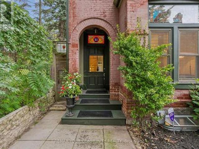 21 Laurier Avenue E, Toronto, ON, M4X 1S2 house for sale | Listing ID C13806 | Royal LePage