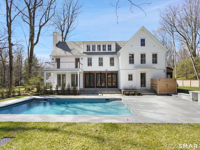 21 Lockwood Cir, Westport, CT 06880 | MLS #24158