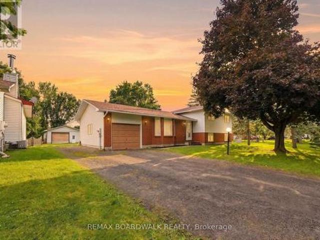 21 Maitland Street, Ottawa, ON, K0A 2Z0 house for sale | Listing ID X13697 | Royal LePage