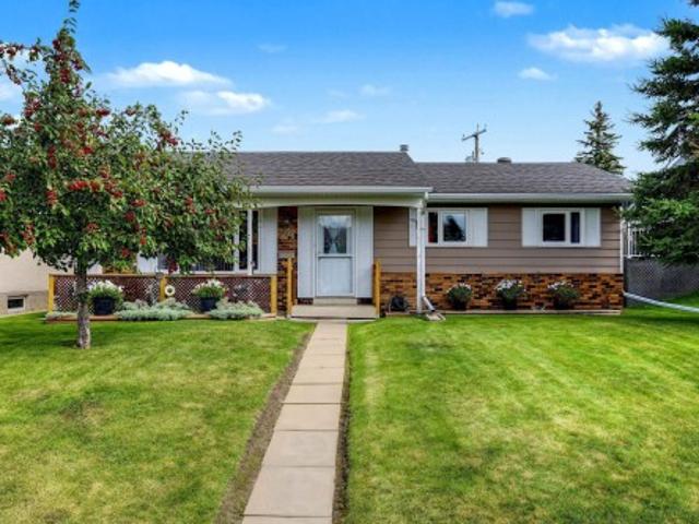 21 Maligne Drive, Devon, AB, T9G 1P7 house for sale | Listing ID E4508 | Royal LePage