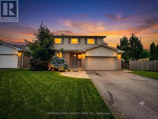 21 Mayvern Crescent, Richmond Hill, ON, L4C 5J5 house for sale | Listing ID N13623 | Royal LePage
