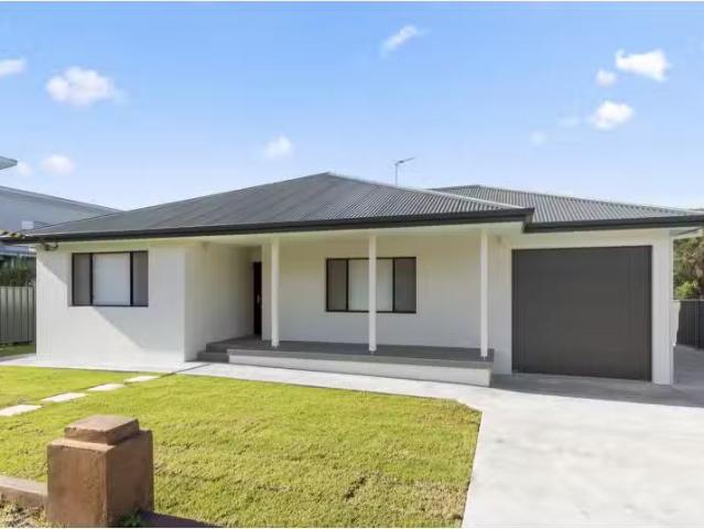 21 Meadow Street, Corrimal House for rent Listed by Michael D.