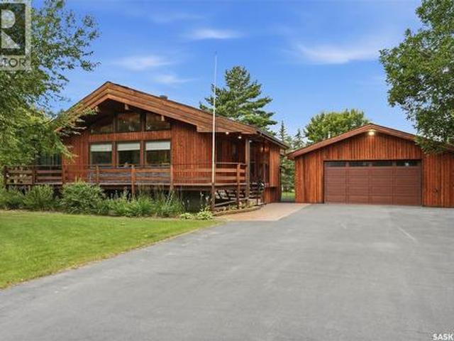 21 Meadow Road, White City, SK, S4L 5B1 house for sale | Listing ID SK044436 | Royal LePage