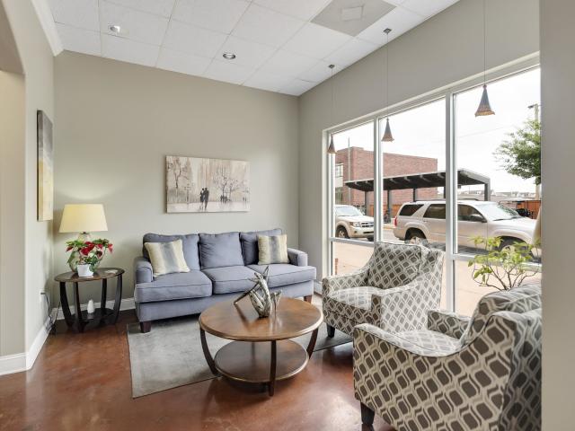 21 mina ave