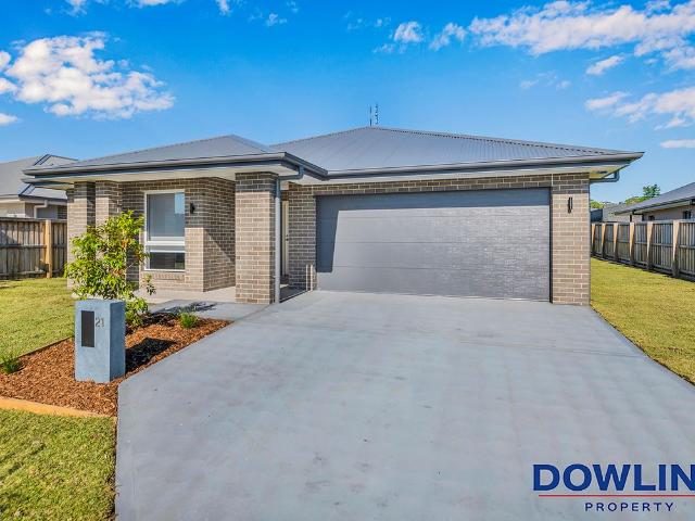 21 Midnight Avenue, MEDOWIE NSW 2318