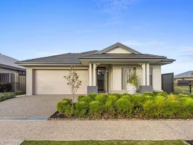21 Monarch Parade, Roseworthy, SA 5371